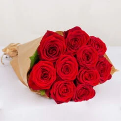 Blumenbund Mit Rosen 'Red Naomi', 10er-Bund, Rot, Inkl. Gratis Grußkarte -Compo Verkaufsgeschäft 1045500002 Rose Red Naomi 10er Bund 60cm 1 85332